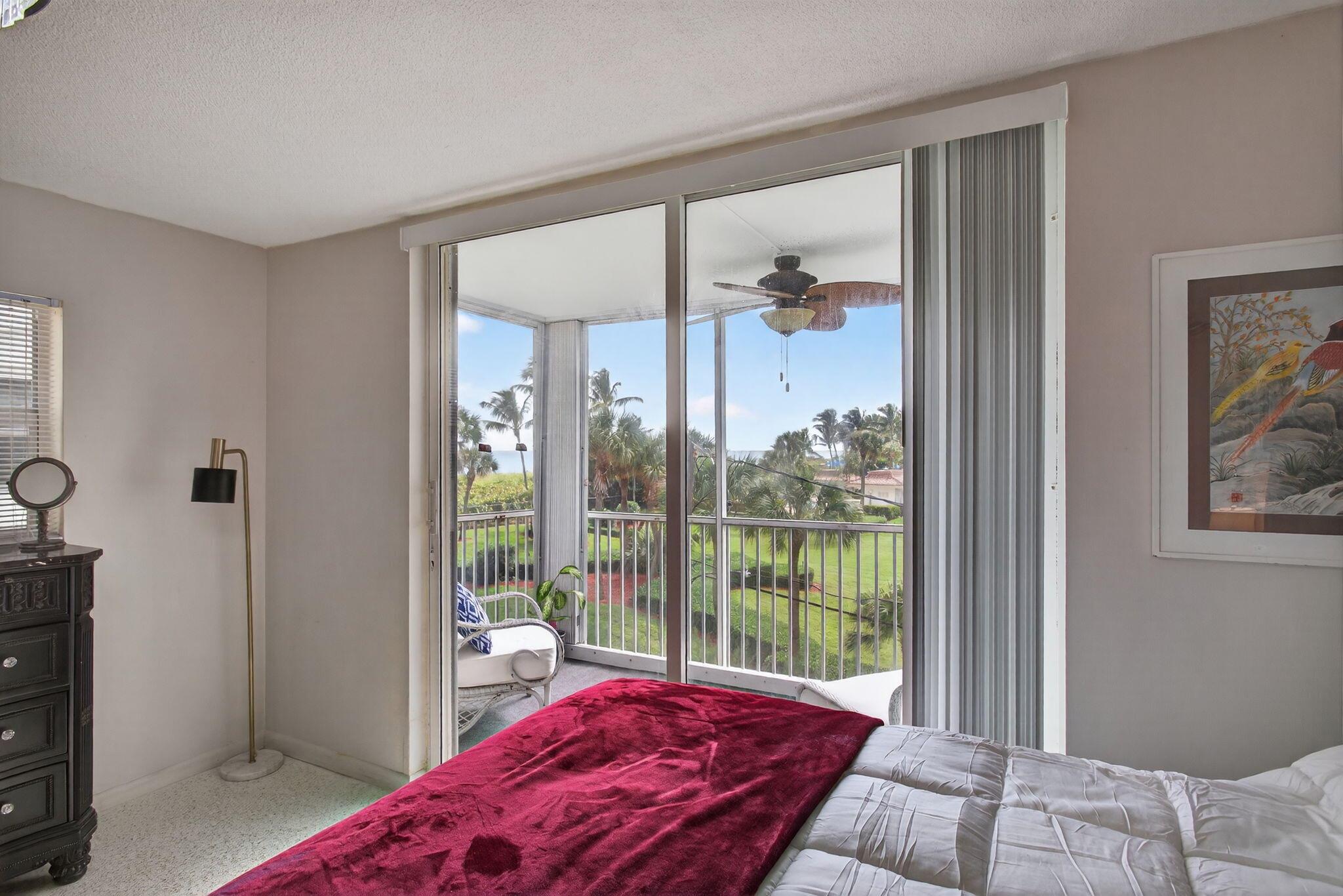 VILLAS ON THE OCEAN - Residential