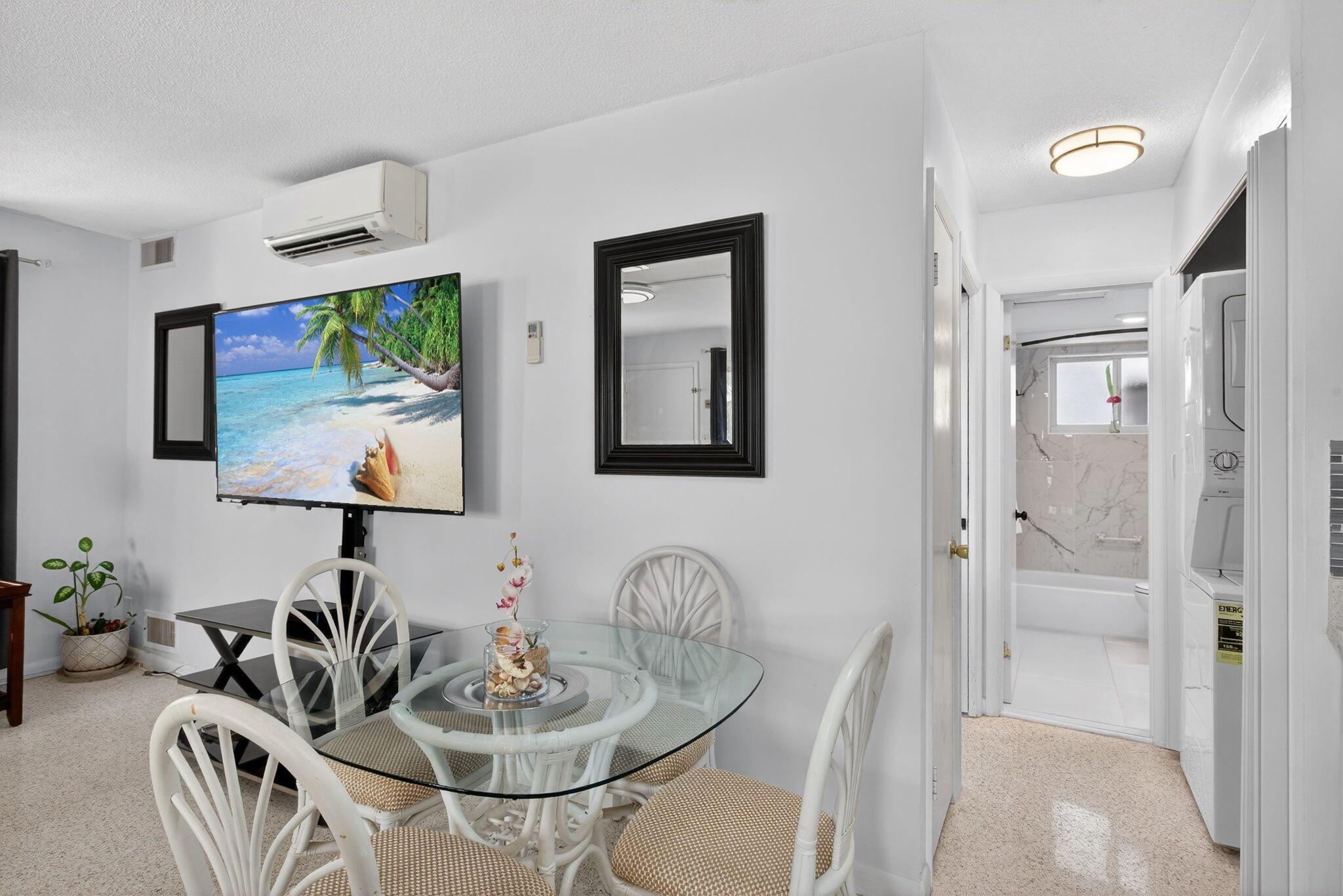 VILLAS ON THE OCEAN - Residential