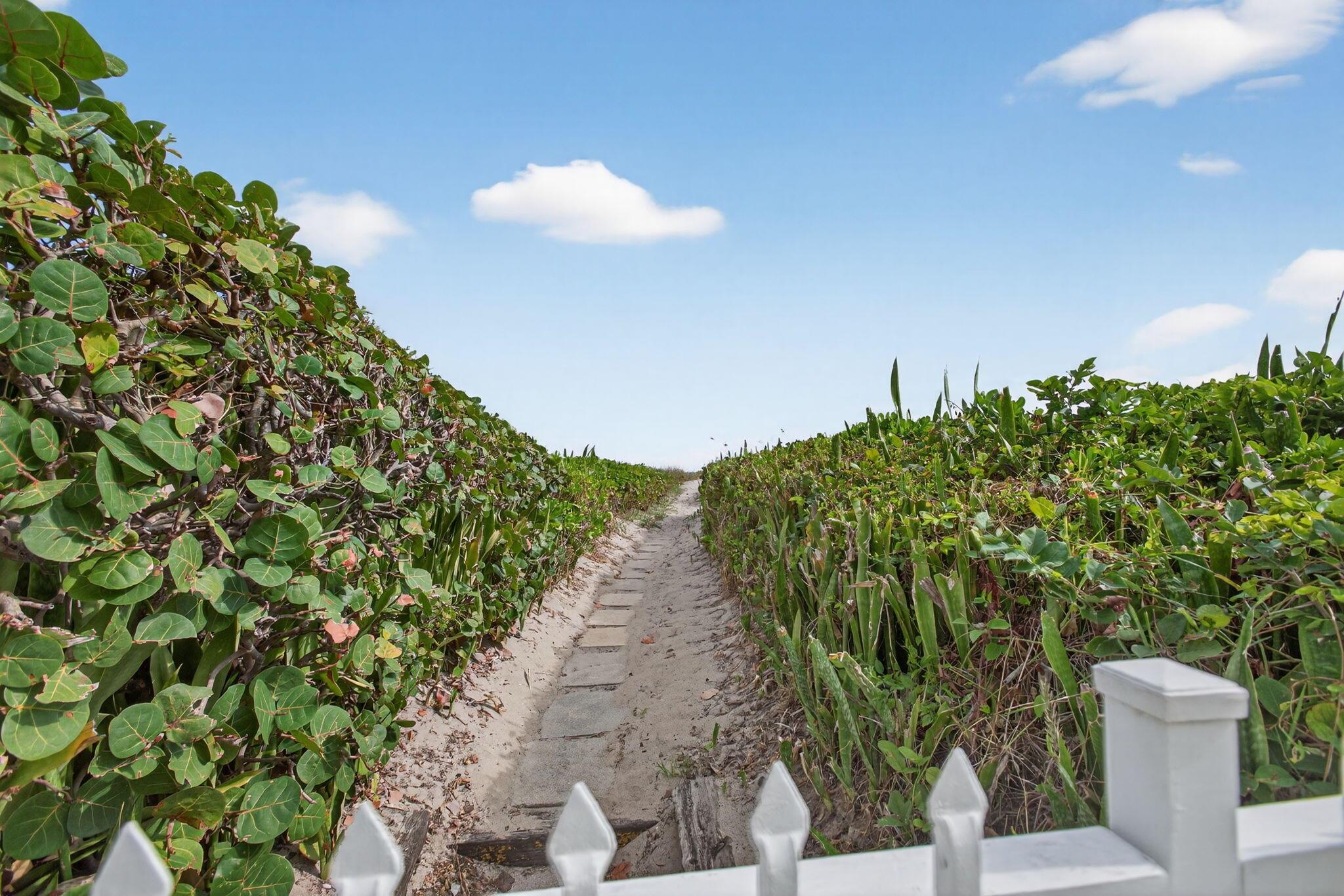 VILLAS ON THE OCEAN - Residential