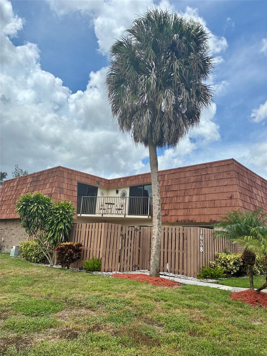 This Beautiful Move In Ready Townhome features 3 Bedrooms 2.5 baths, family room, eat-in kitchen with stainless steel appliances & crown molding - 2 private patios area perfect for Relaxing & Entertaining! Newer A/c unit, new closet doors, Impact Windows, Master bath with Roman Tub, bedroom first floor - Home centrally located, close to shopping & major roads - Come see today!