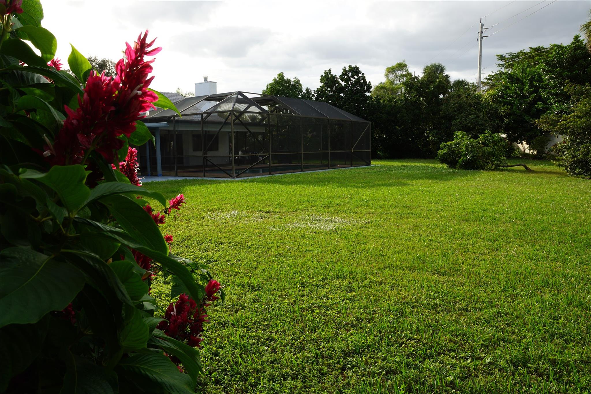 JACARANDA LAKES - Residential