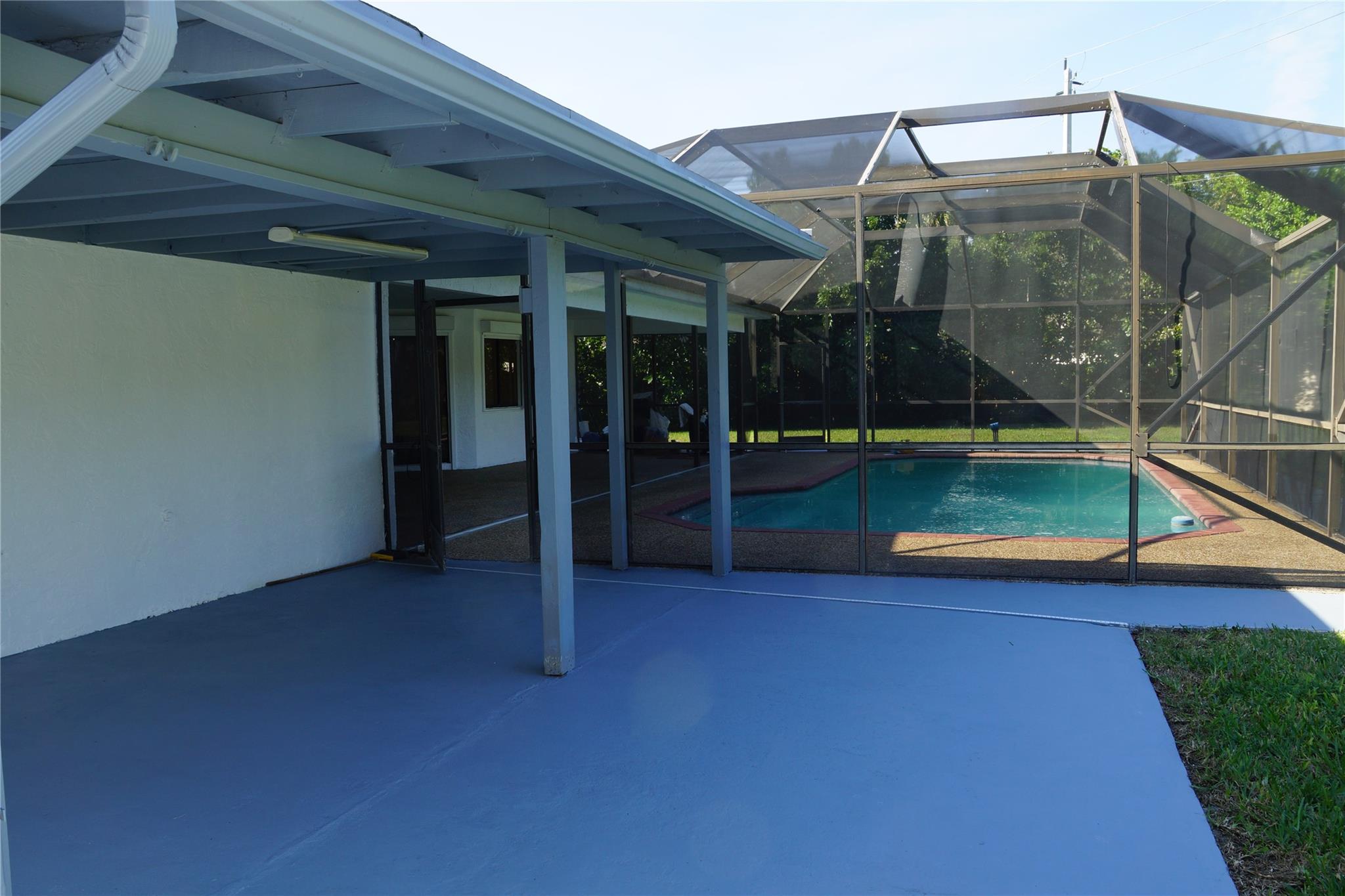 JACARANDA LAKES - Residential