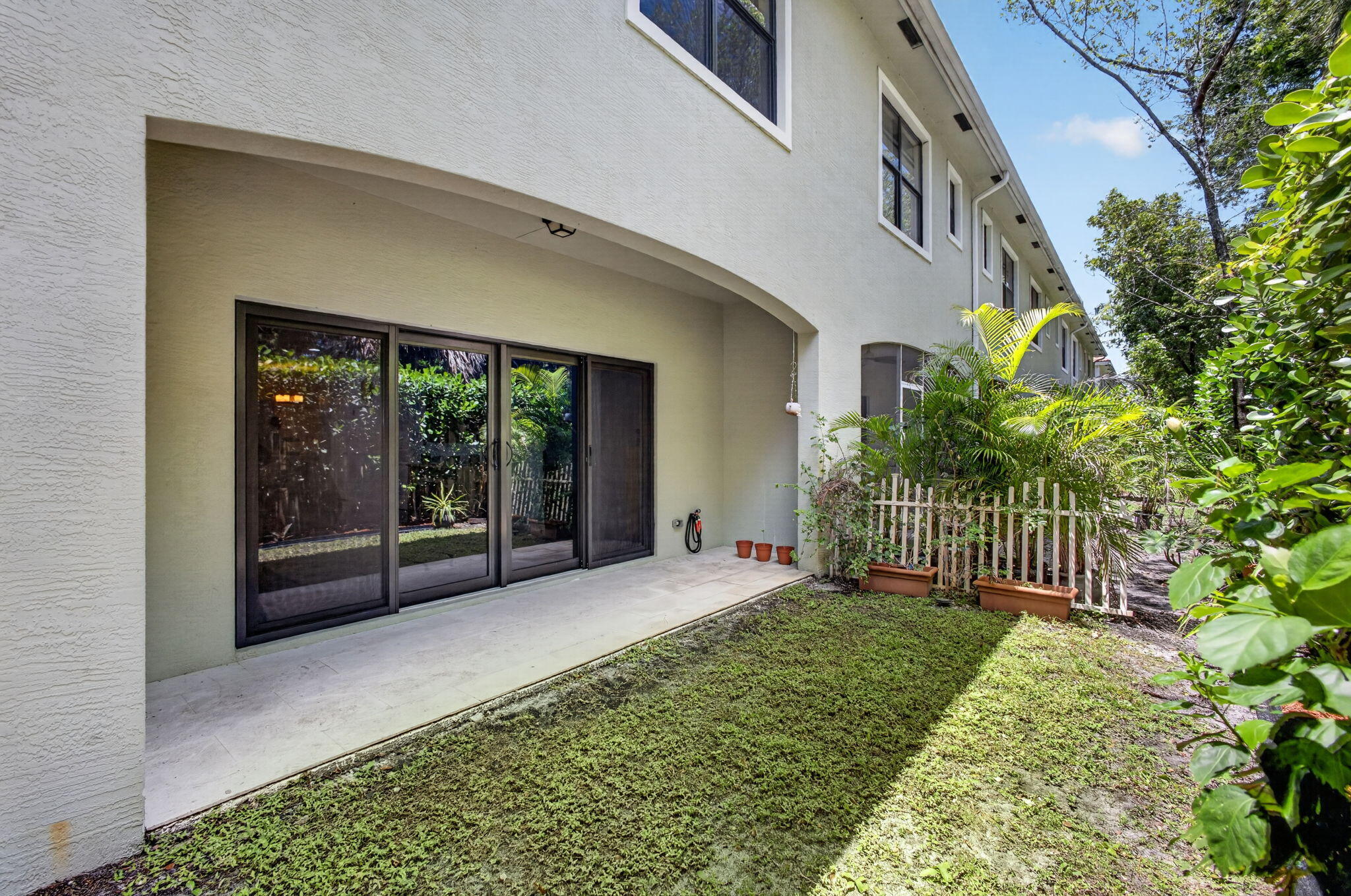 MAGNOLIA PLACE - Residential