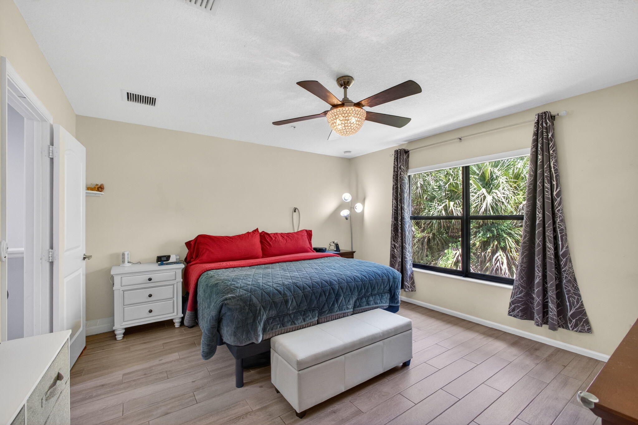 MAGNOLIA PLACE - Residential