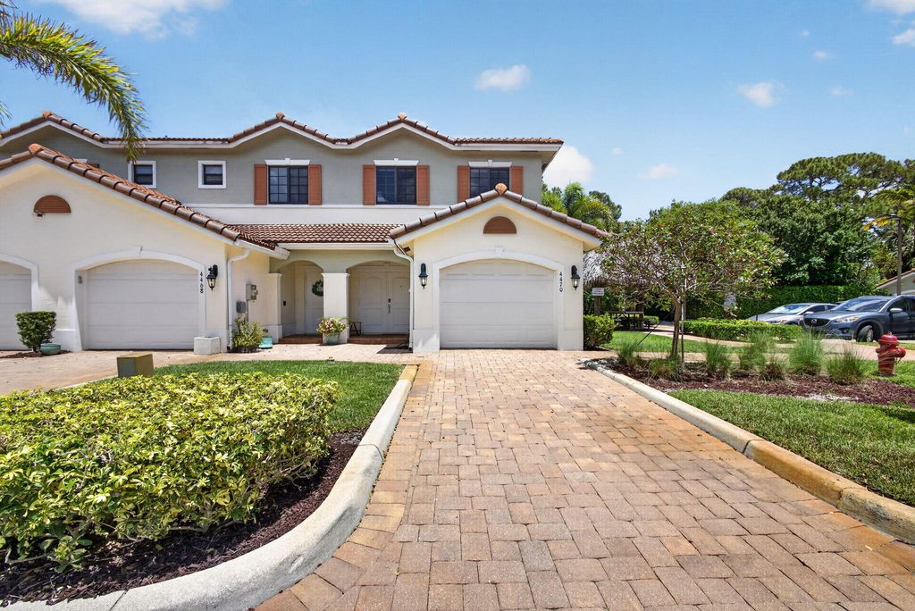 Photo of 4470 Leo Lane, Riviera Beach, FL 33410 (MLS # B26031352)