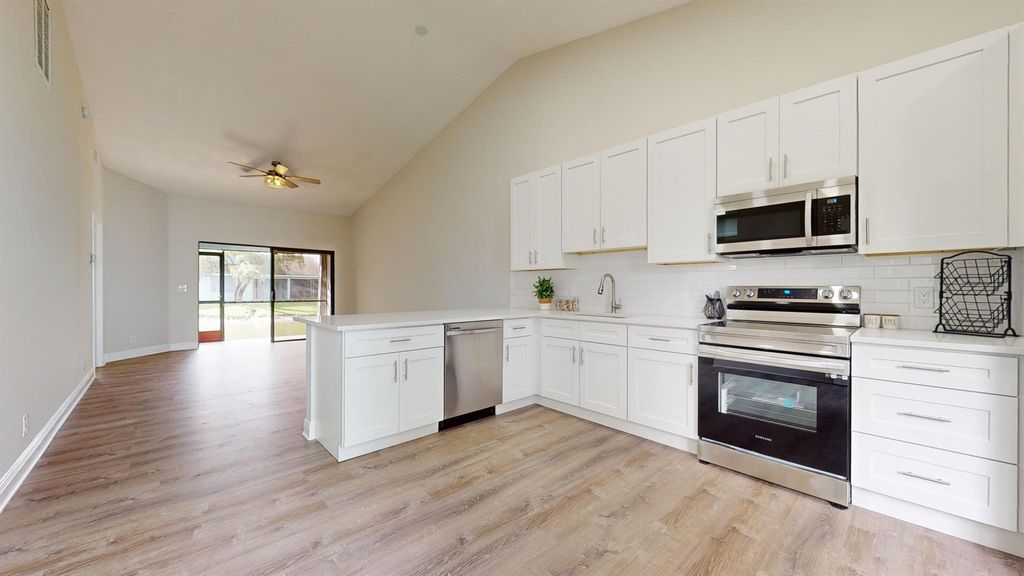 Photo of 3981 Island Club Circle W, Lake Worth, FL 33462 (MLS # R10950930)