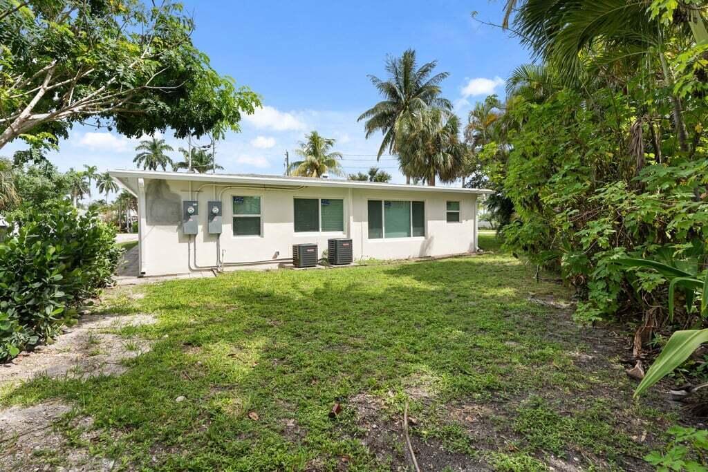 LANTANA POINT - Residential Lease