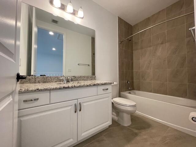 TREVI ISLE - Residential Lease