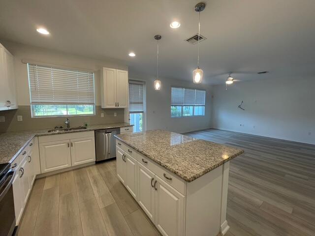 TREVI ISLE - Residential Lease