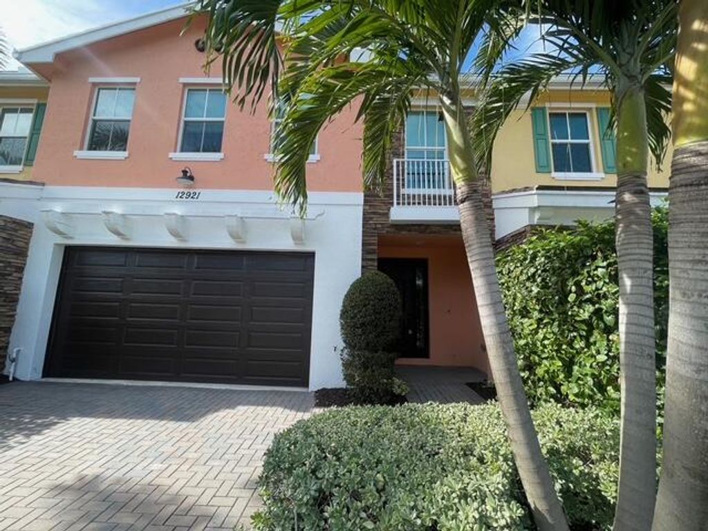 Photo of 12921 Trevi Isle Drive, Palm Beach Gardens, FL 33418 (MLS # R11018481)
