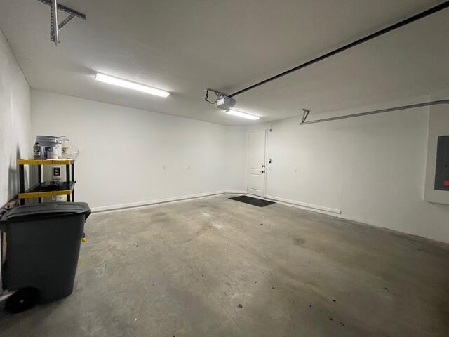 TREVI ISLE - Residential Lease