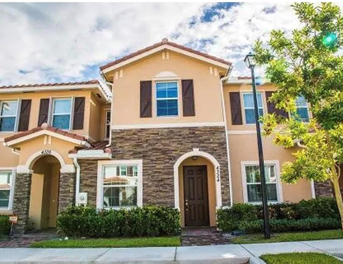 Charleston Commons II - Residential Lease