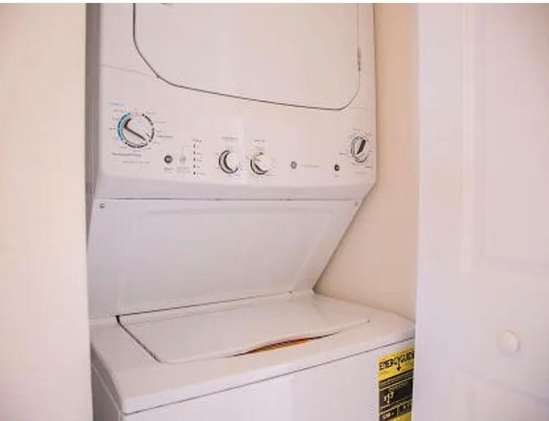 Charleston Commons II - Residential Lease