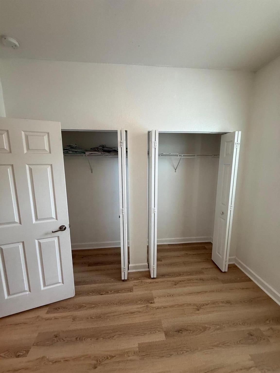 Charleston Commons II - Residential Lease