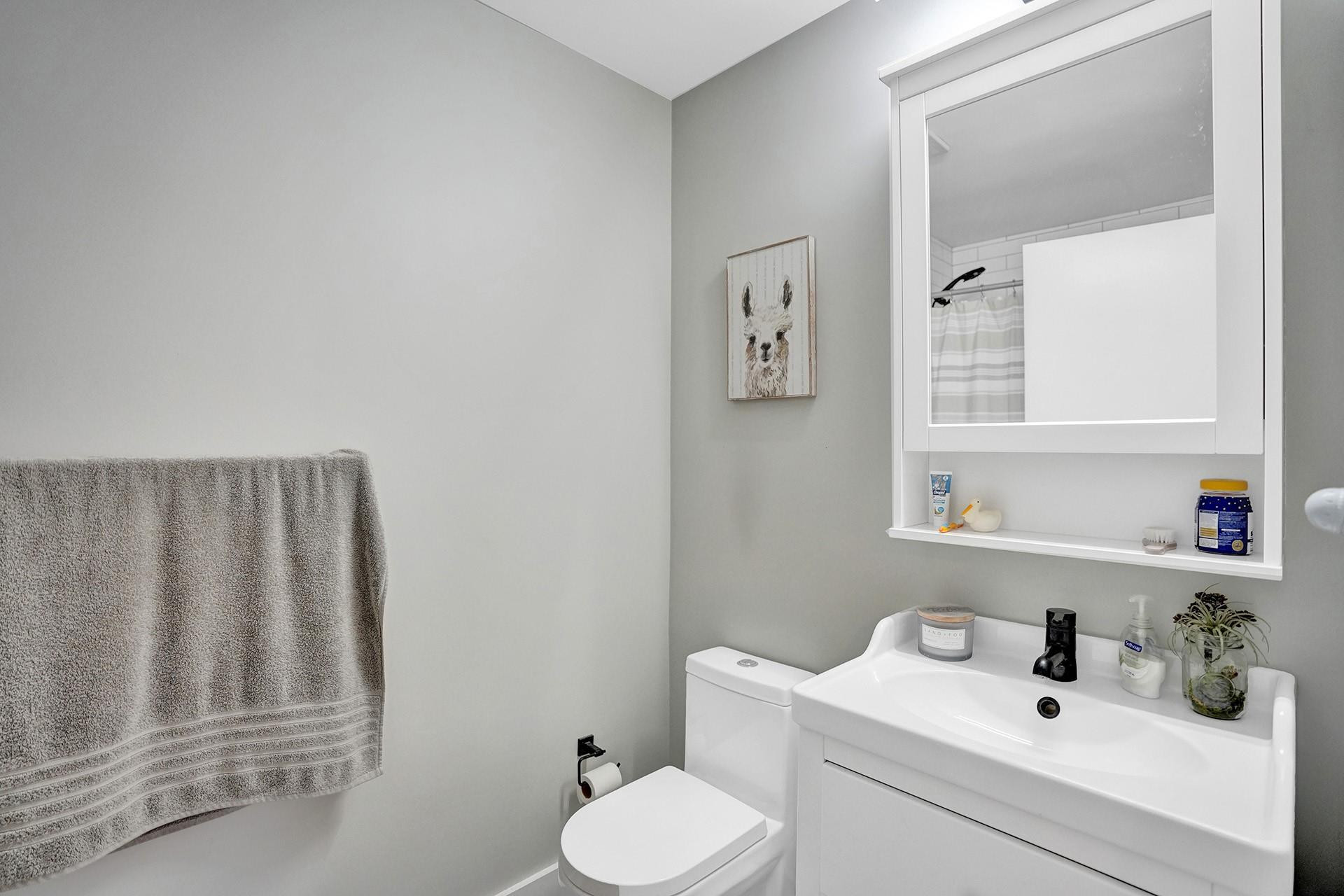 Centerville Condo - Residential Lease