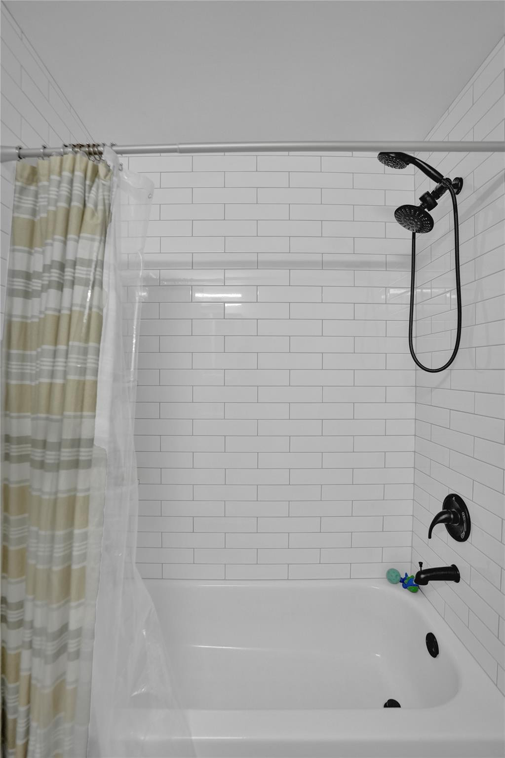 Centerville Condo - Residential Lease