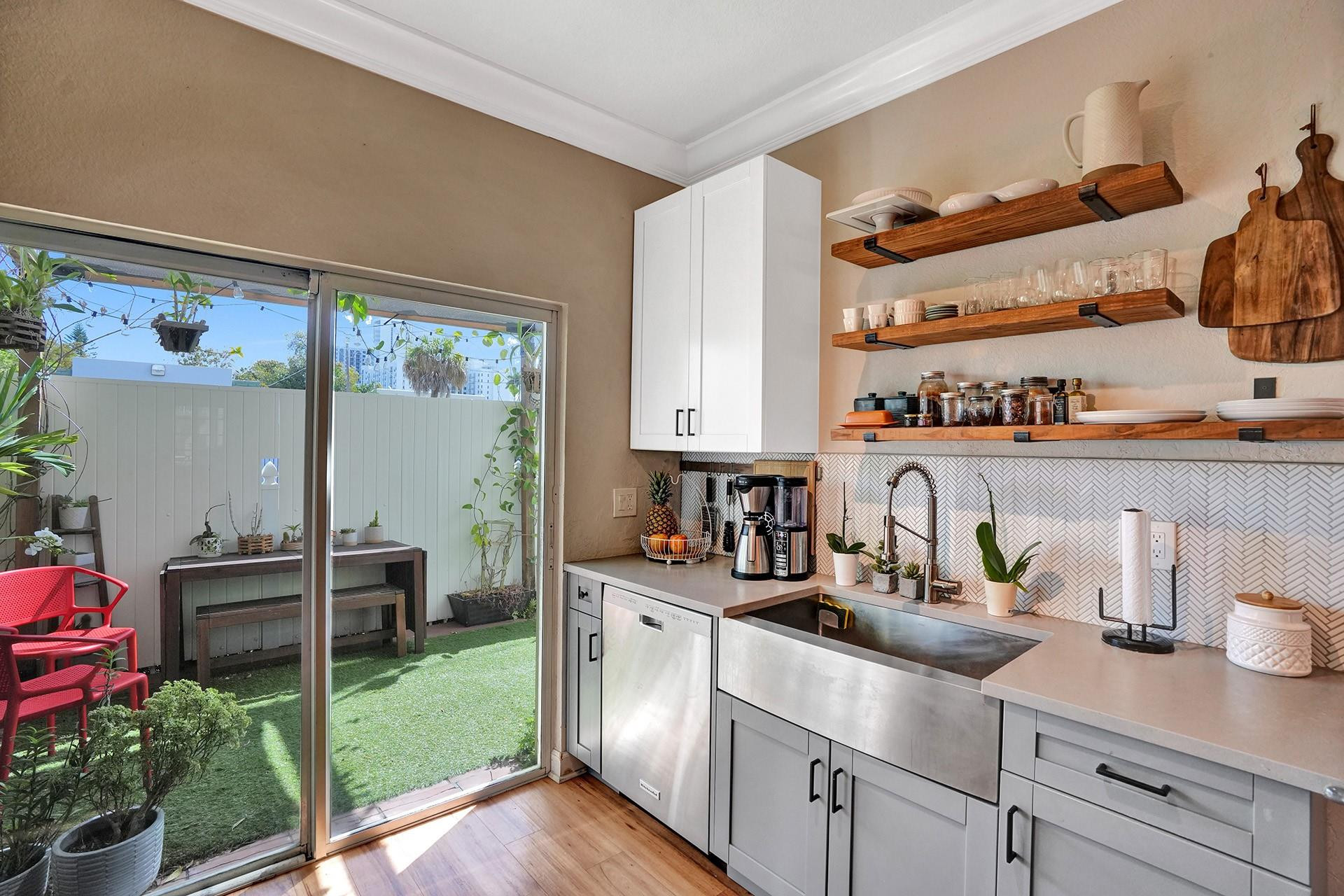 Centerville Condo - Residential Lease