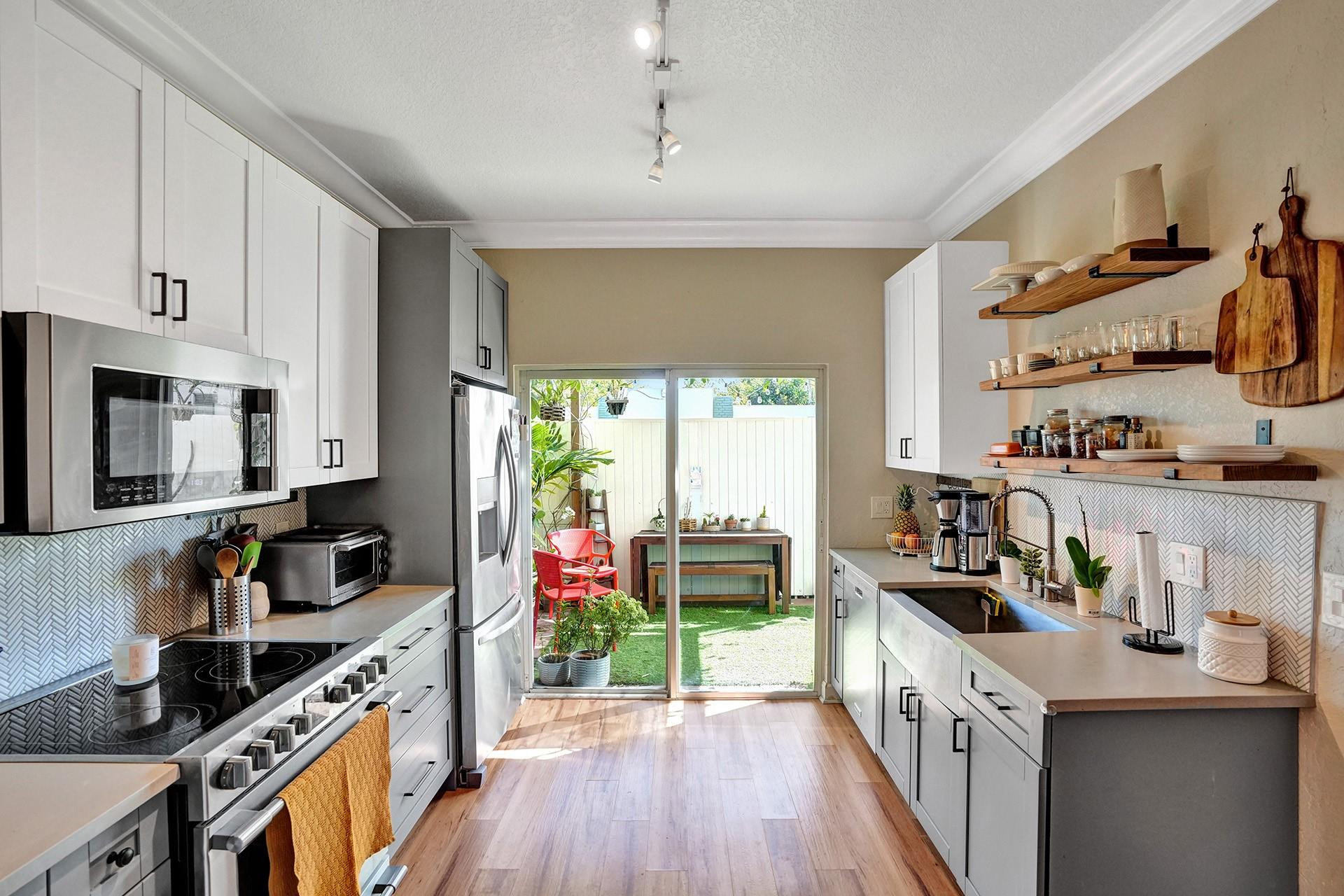 Centerville Condo - Residential Lease