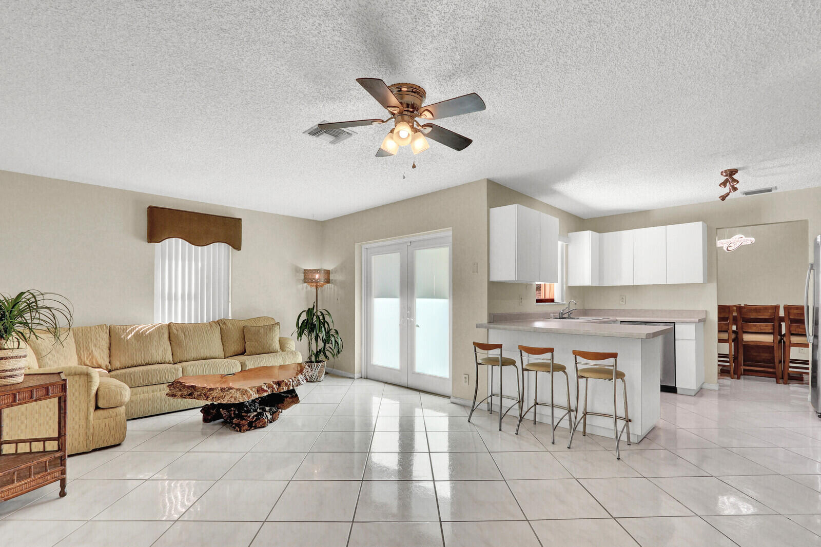 HAWTHORN - Residential