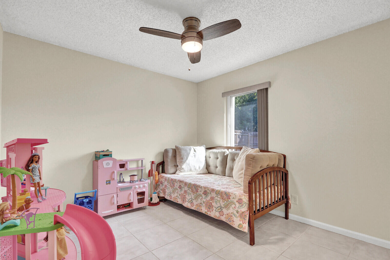 HAWTHORN - Residential