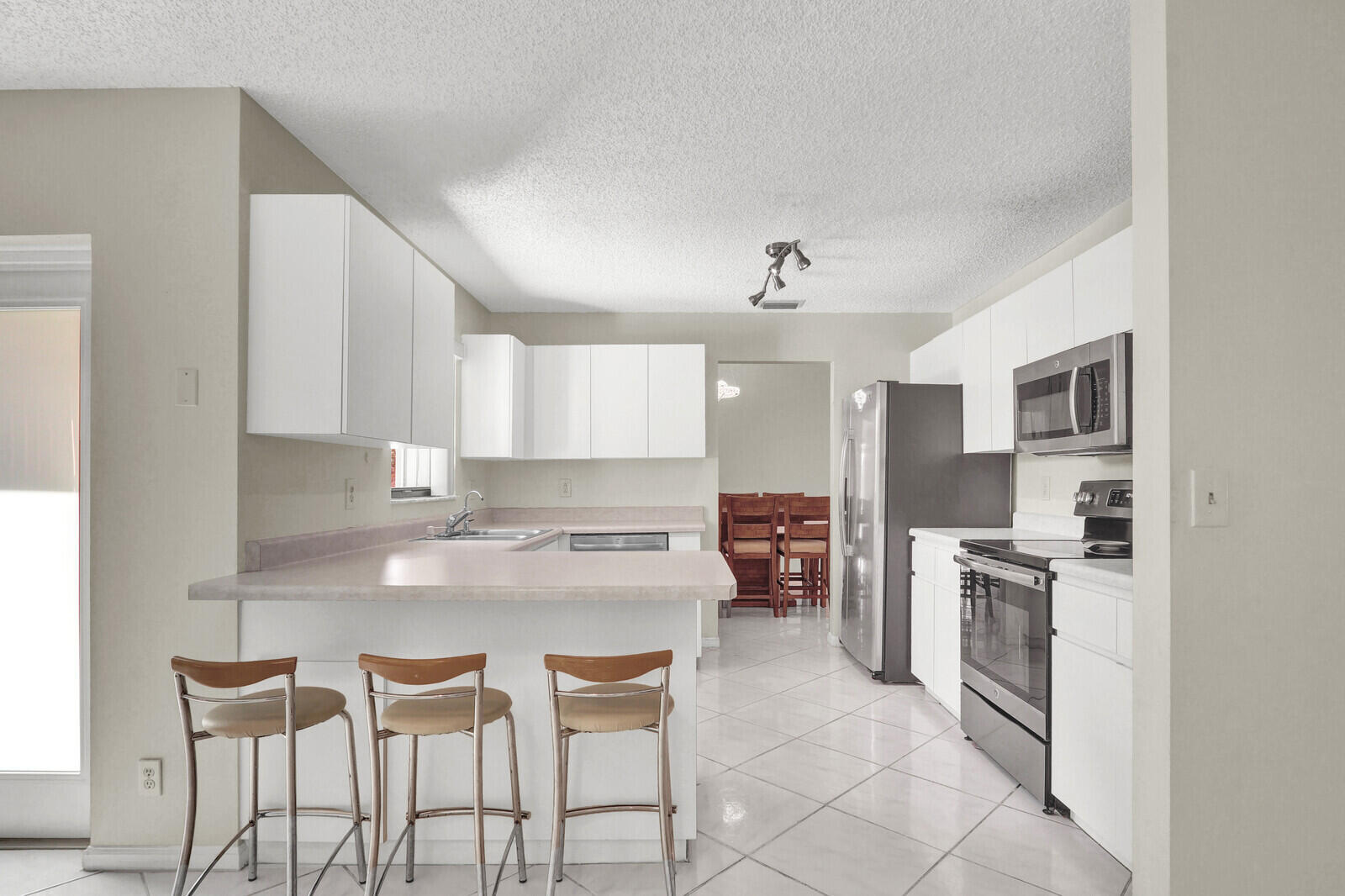 HAWTHORN - Residential