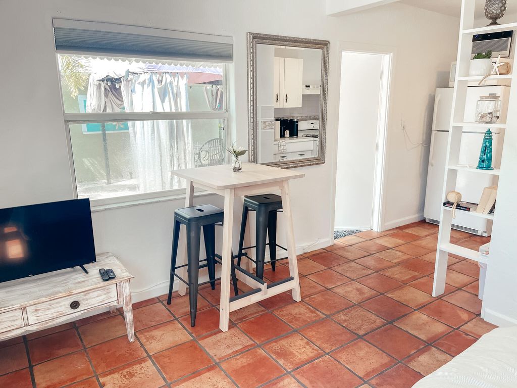 Photo of 516 3rd Avenue S, Lake Worth Beach, FL 33460 (MLS # B26009744)