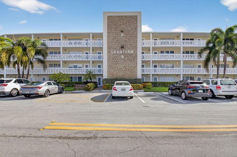 425 Grantham B Deerfield Beach FL 33442