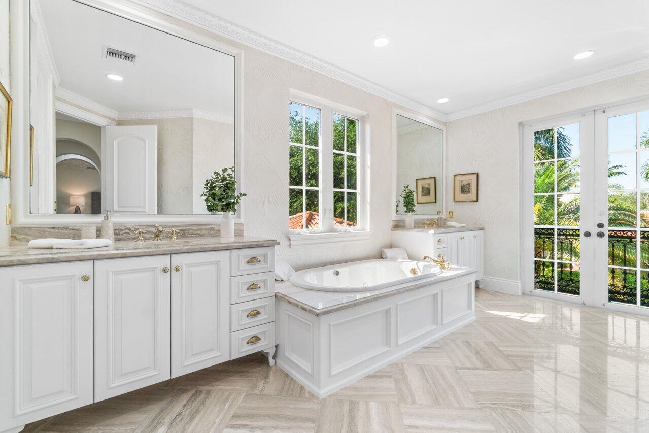 Mizner Country Club - Residential