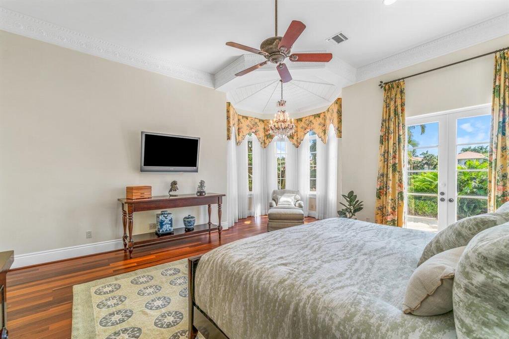 Mizner Country Club - Residential