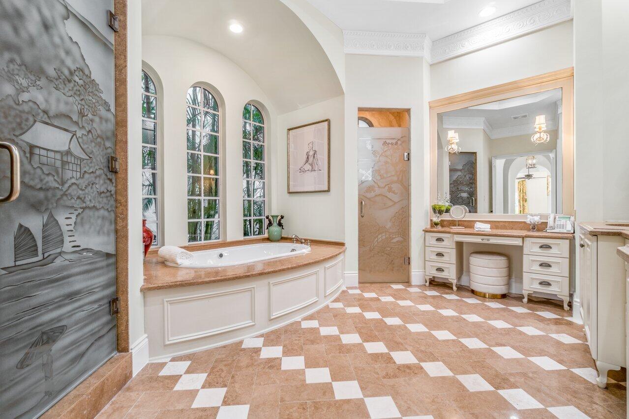 Mizner Country Club - Residential