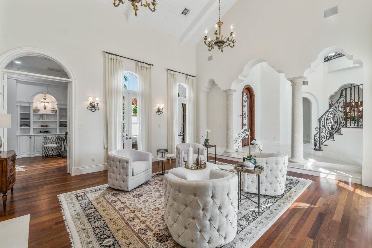 Mizner Country Club - Residential