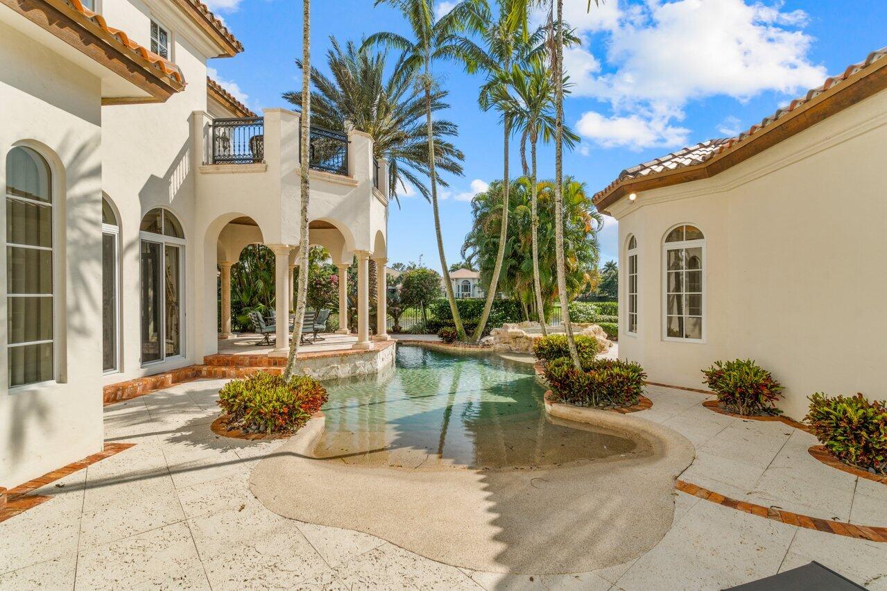 Mizner Country Club - Residential