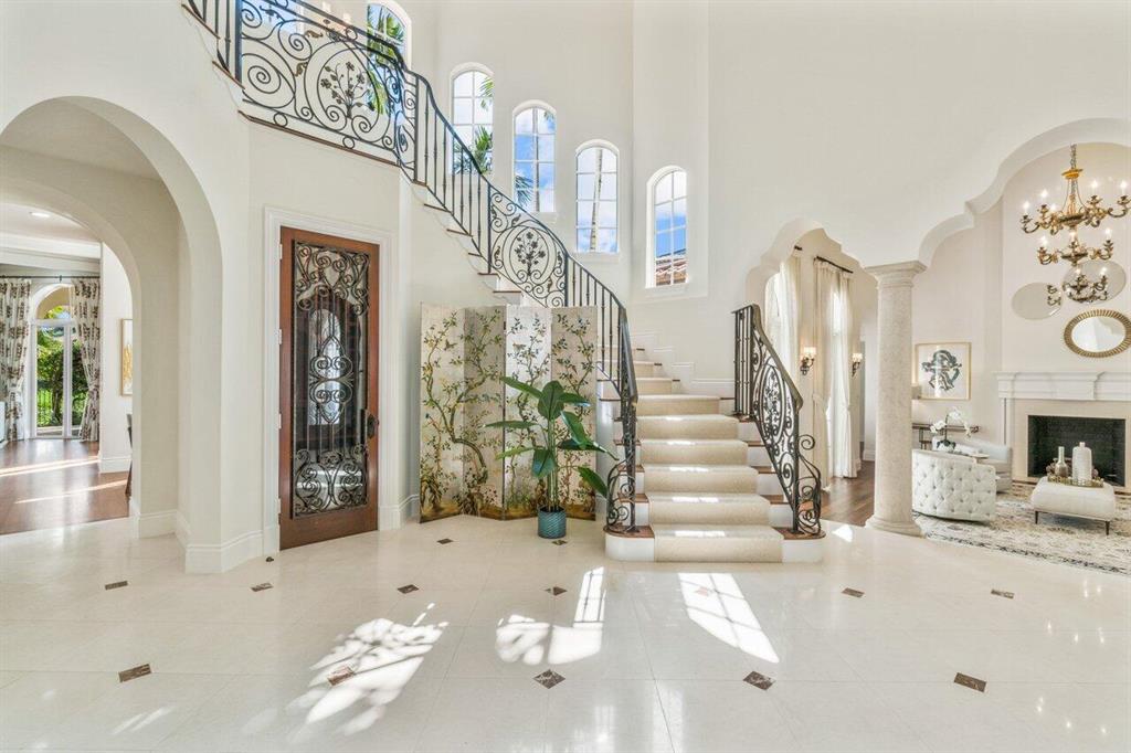 Mizner Country Club - Residential