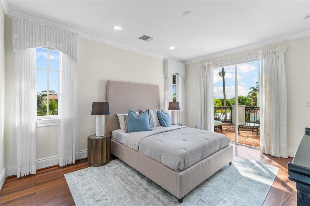 Mizner Country Club - Residential