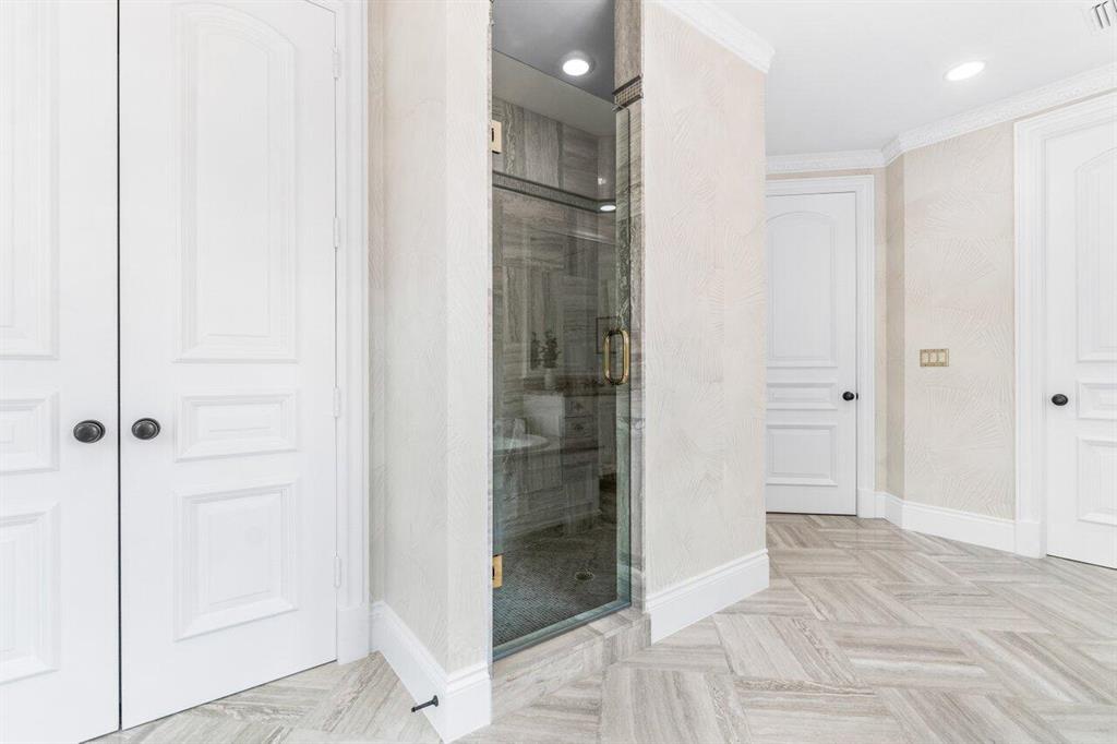 Mizner Country Club - Residential