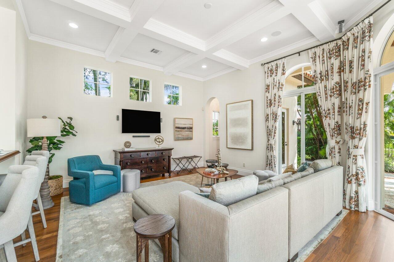 Mizner Country Club - Residential