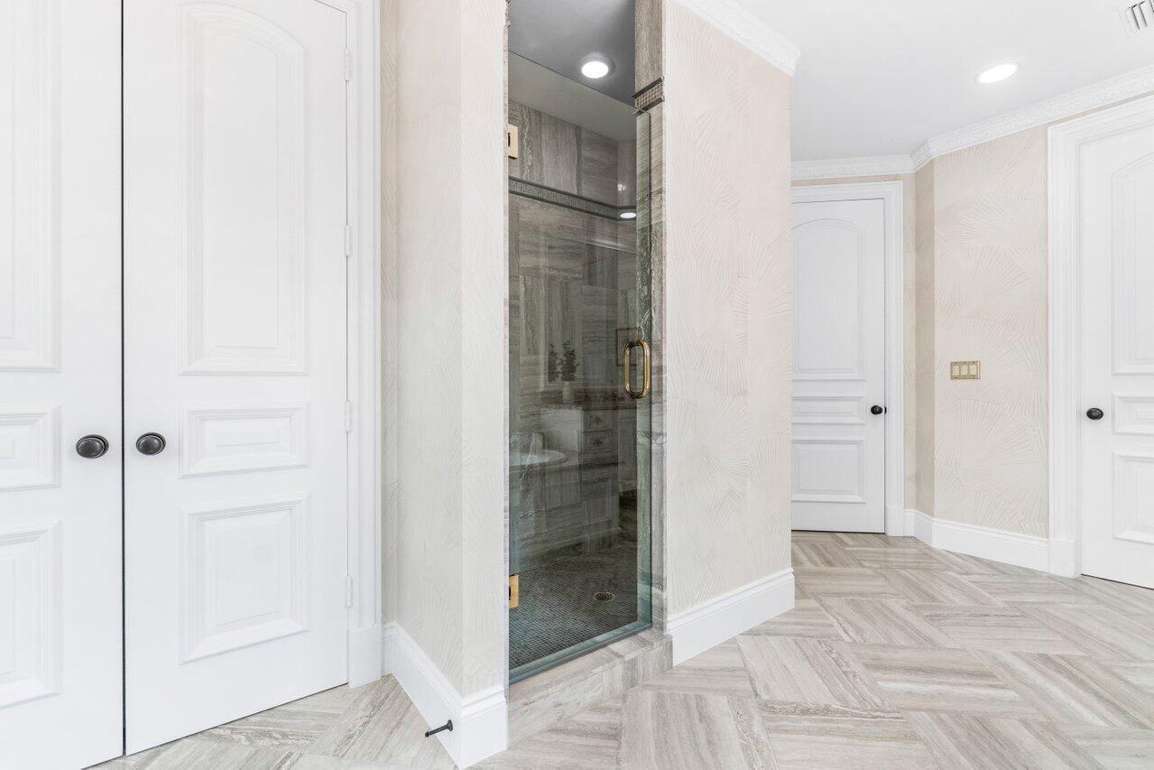 Mizner Country Club - Residential