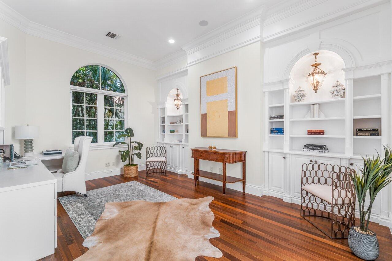 Mizner Country Club - Residential