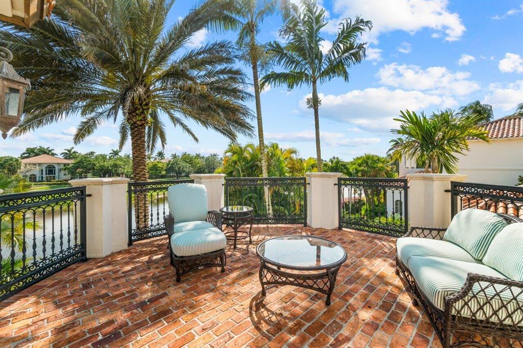 Mizner Country Club - Residential