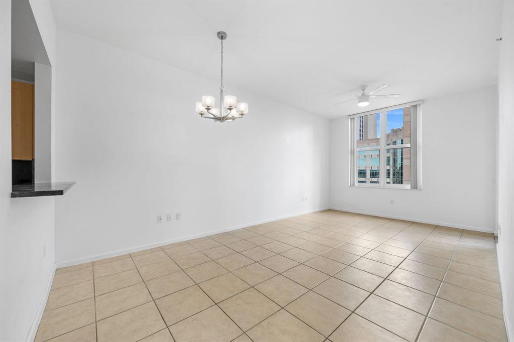 511 SE 5 Avenue 615