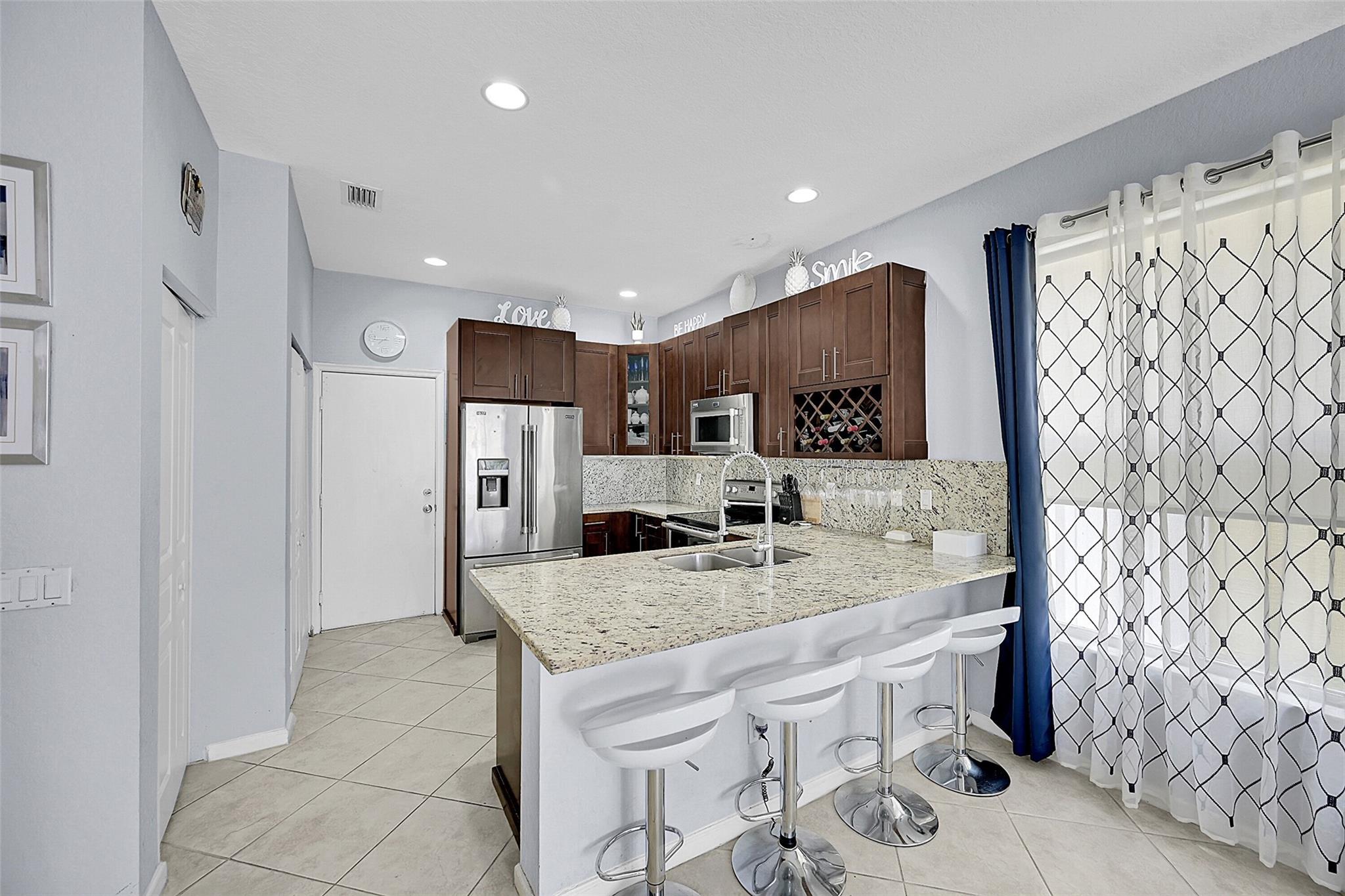 NAUTICA ISLES WEST 2 - Residential Lease