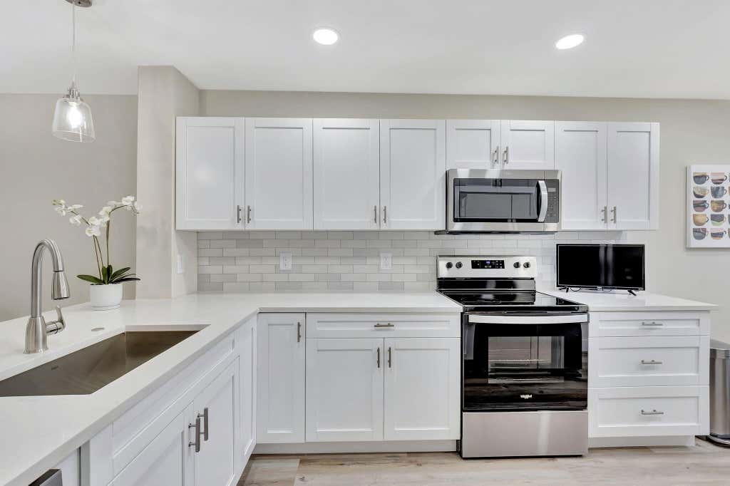 Photo of 40 Stratford Lane #D, Boynton Beach, FL 33436 (MLS # R10977034)