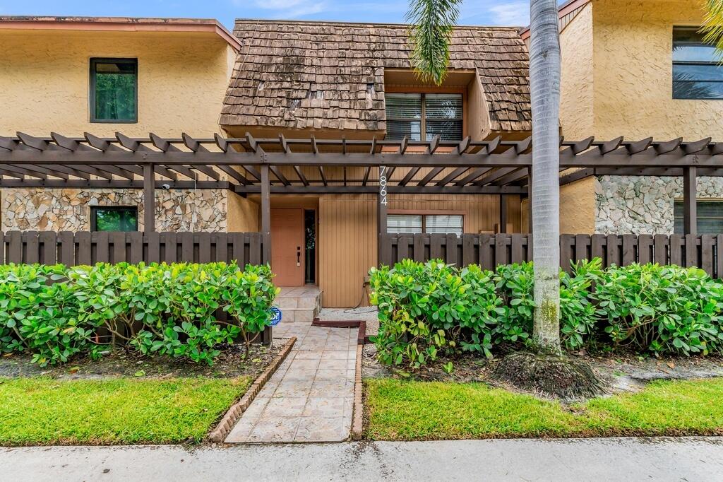 Photo of 7864 NW 12TH Street, Plantation, FL 33322 (MLS # B26079460)