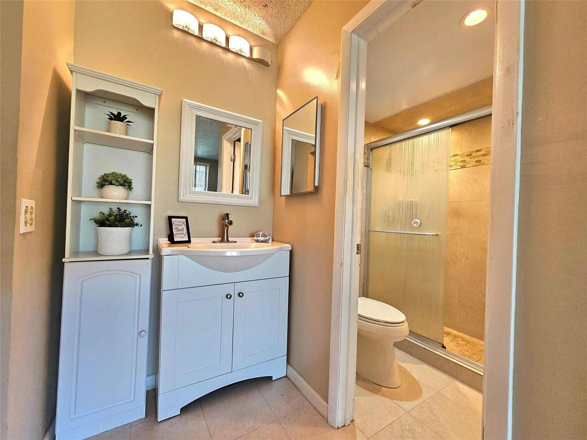 ROYAL PARK GARDENS 2-D CO - Residential