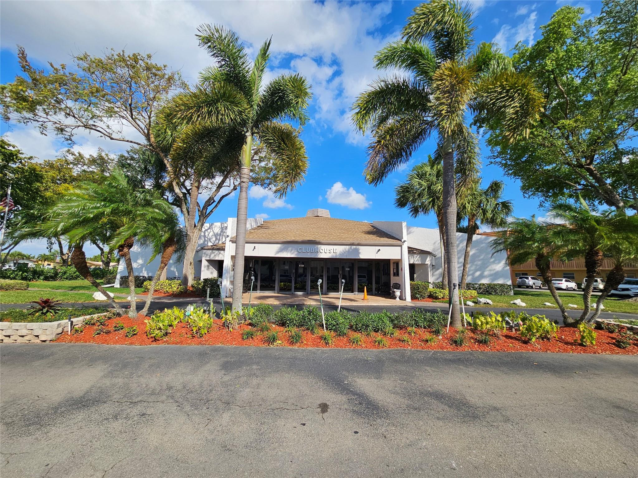 ROYAL PARK GARDENS 2-D CO - Residential