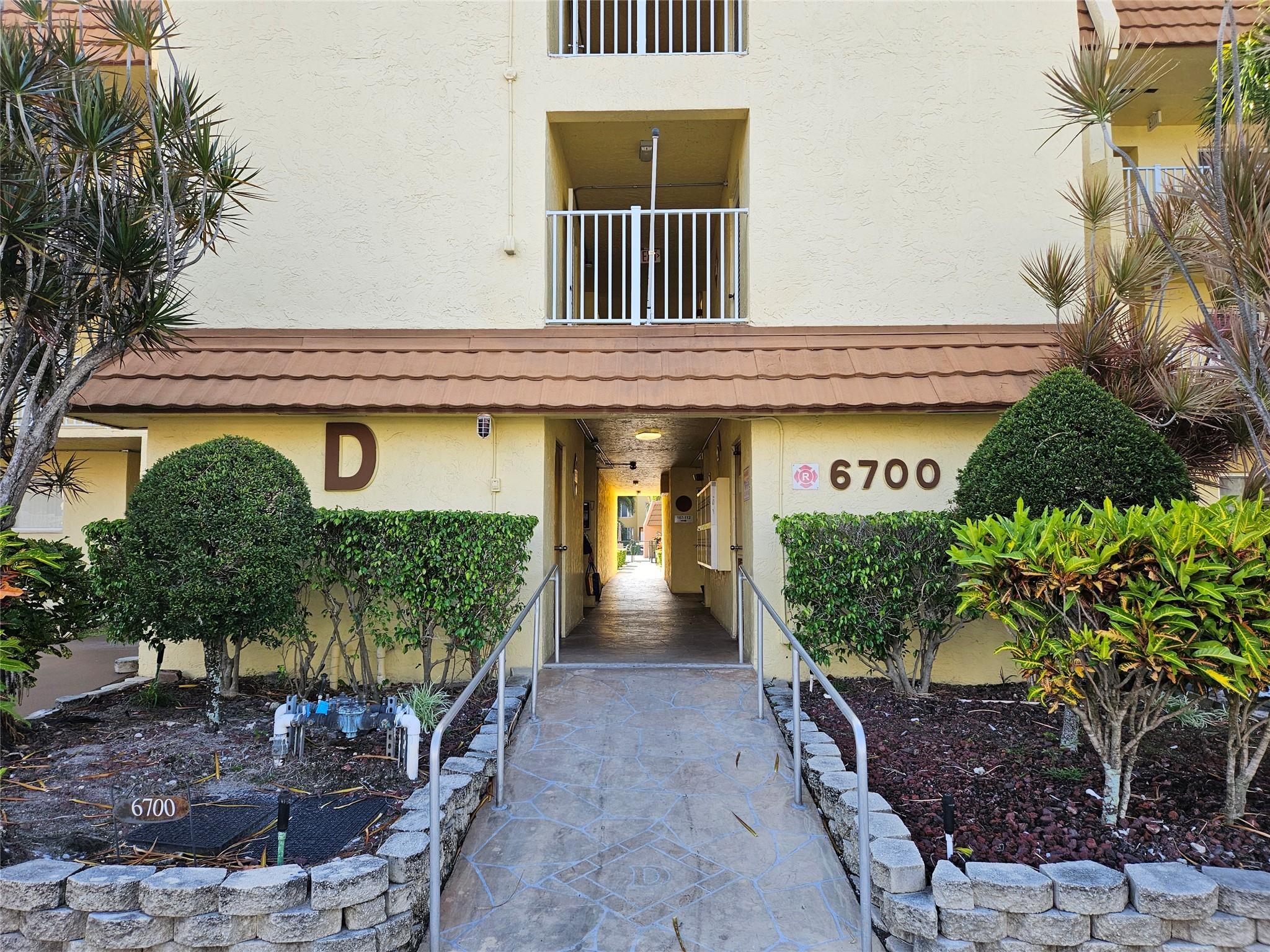 ROYAL PARK GARDENS 2-D CO - Residential