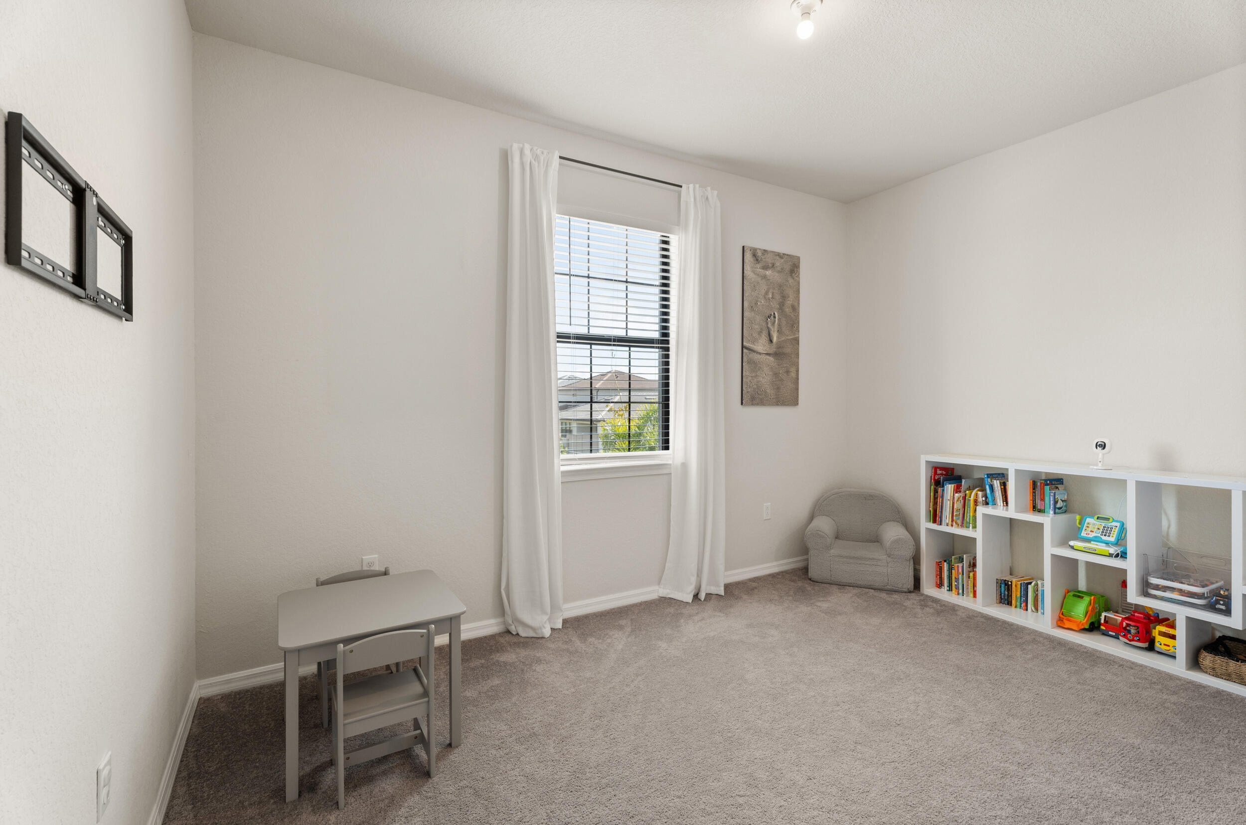 THE FIELDS - Residential