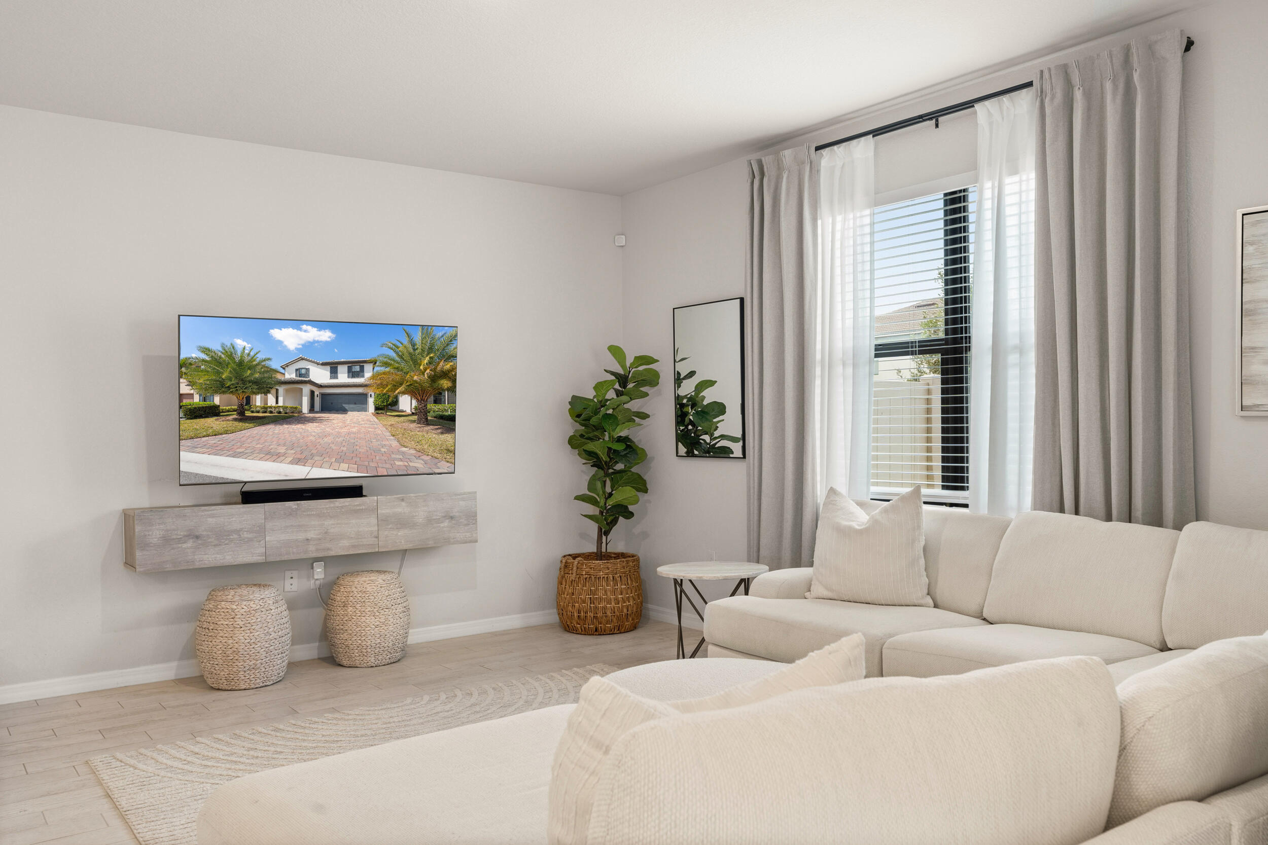 THE FIELDS - Residential