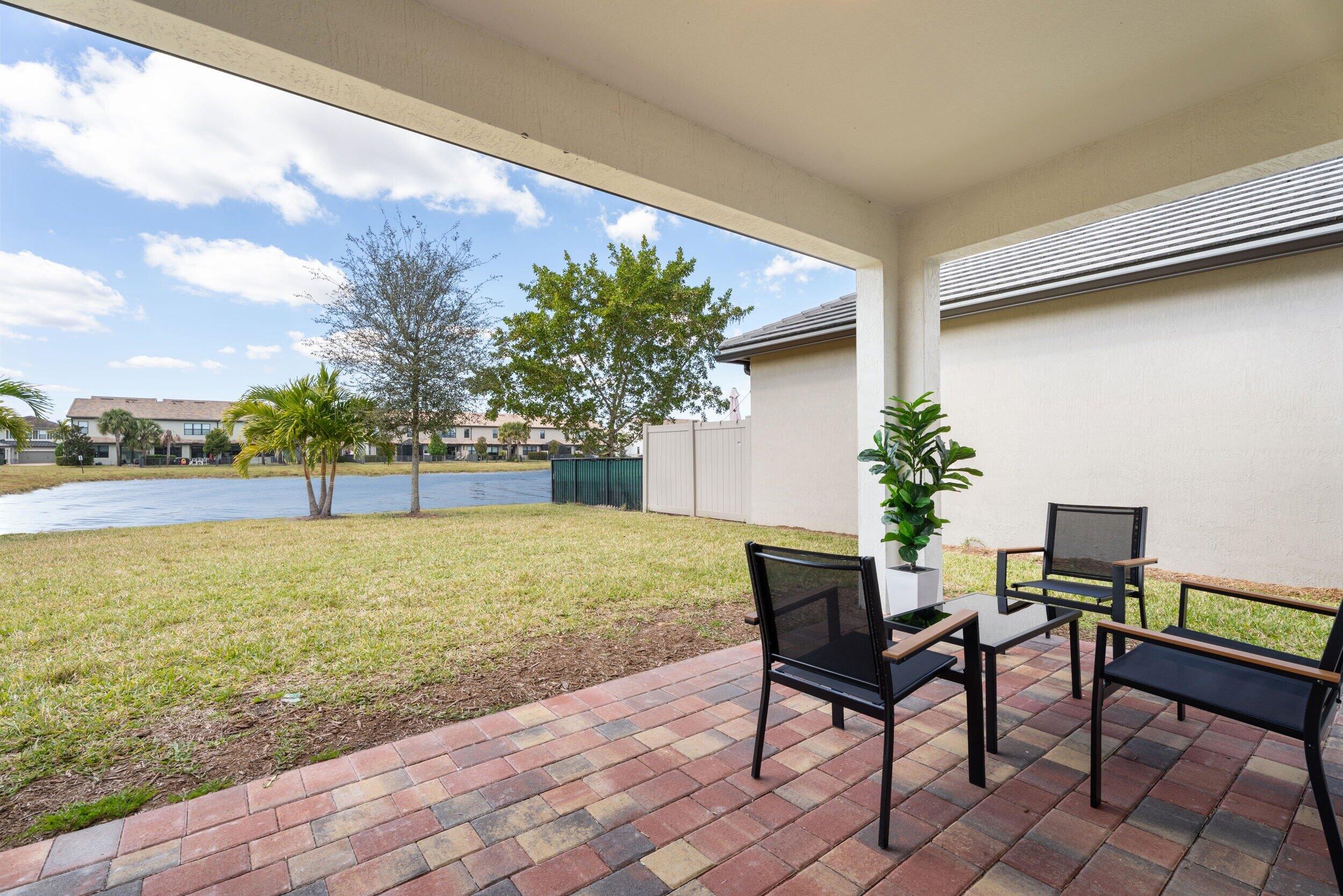 THE FIELDS - Residential