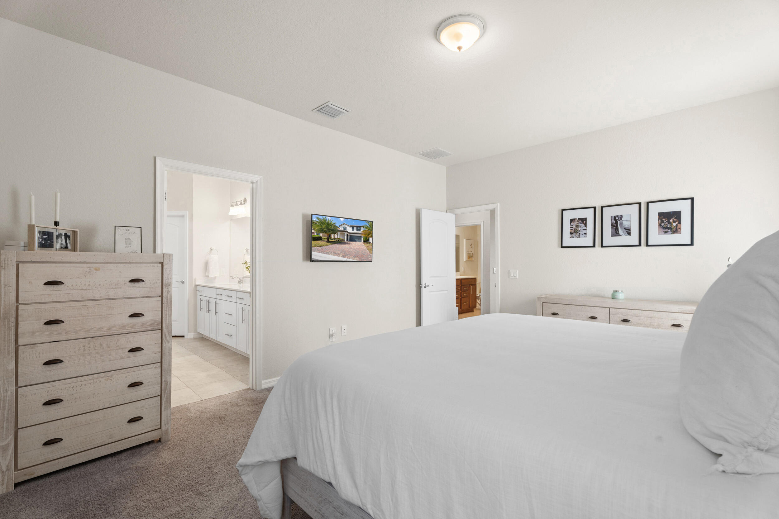 THE FIELDS - Residential